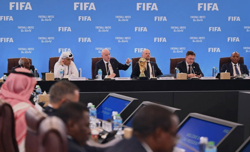 德容力挺客,场挑战马竞,力争全胜,香港赛马,赛程安排,赛果分析,马匹资料,赛事动态